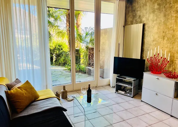 Mit Aussicht Auf Maggiore & Pool * Tenero-Contra